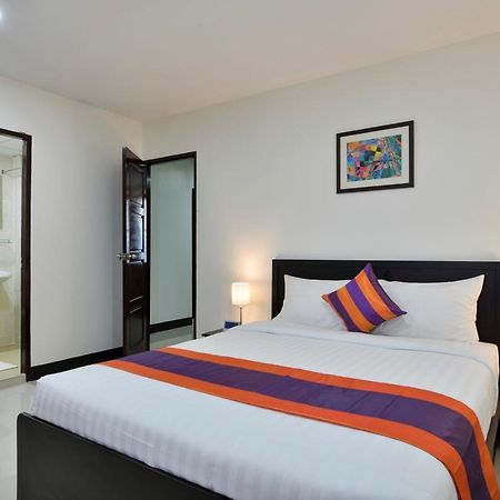Studio Residence Sukhumvit 71 Bangkok Esterno foto